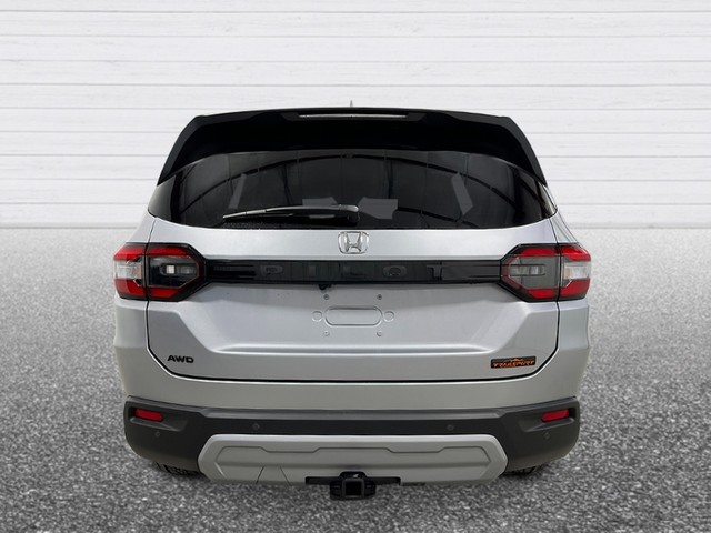 2025 Honda Pilot TrailSport photo 3