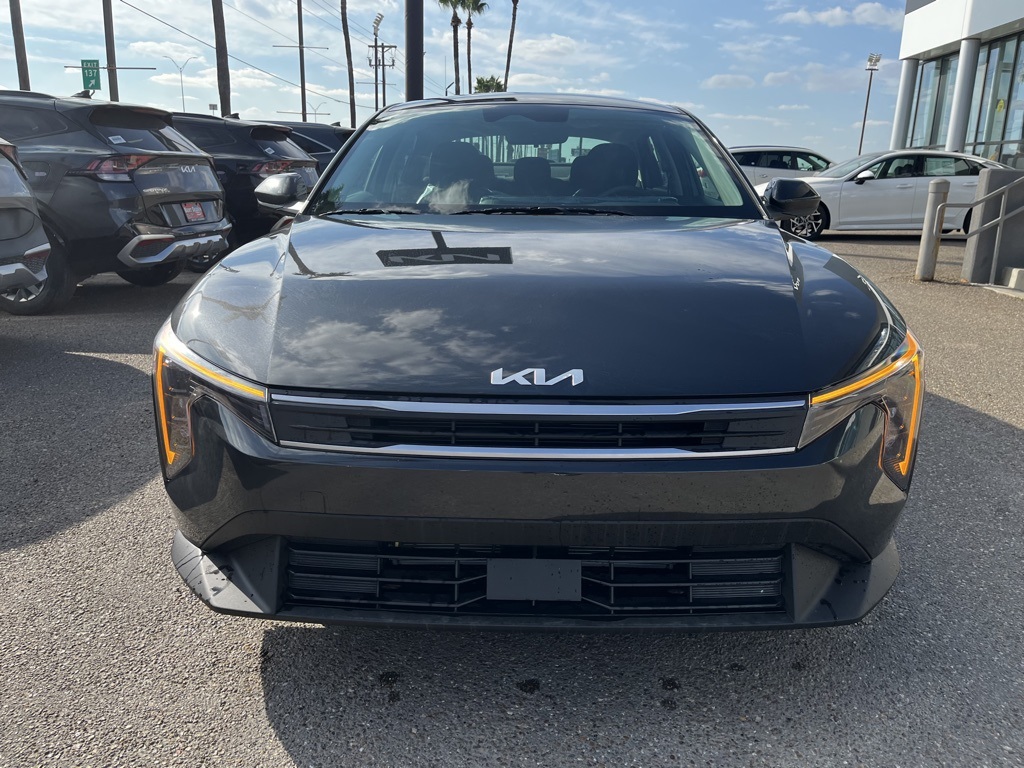 2025 Kia K4 LX photo 2
