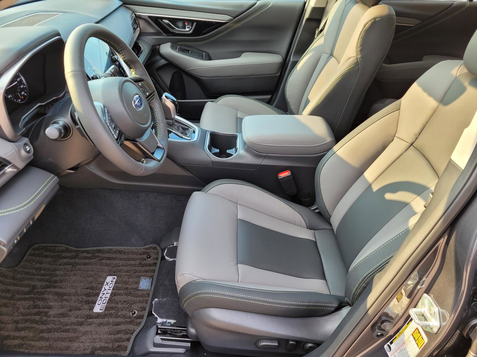 2025 Subaru Outback Onyx Edition photo 3