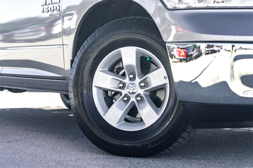 2024 Ram 1500 Classic SLT photo 2