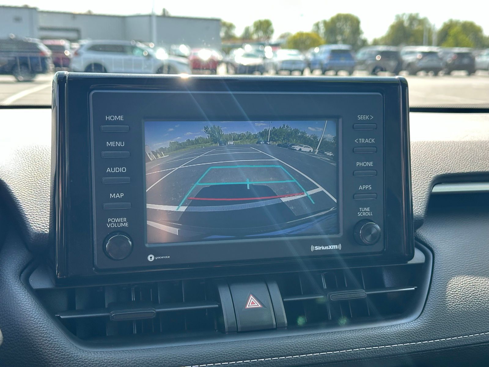 2021 Toyota RAV4 LE photo 19