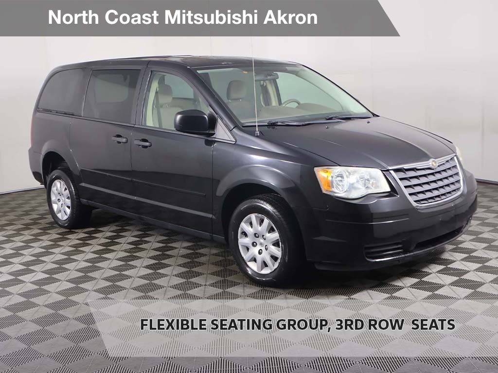 2008 Chrysler Town & Country LX