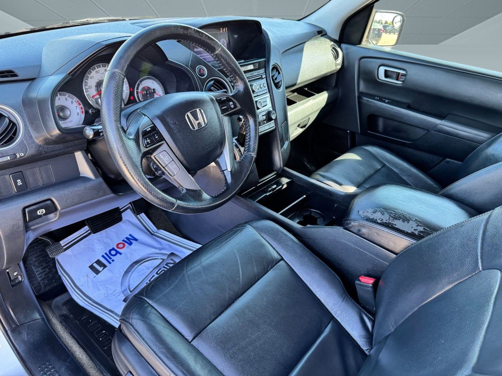 2015 Honda Pilot EX-L photo 2