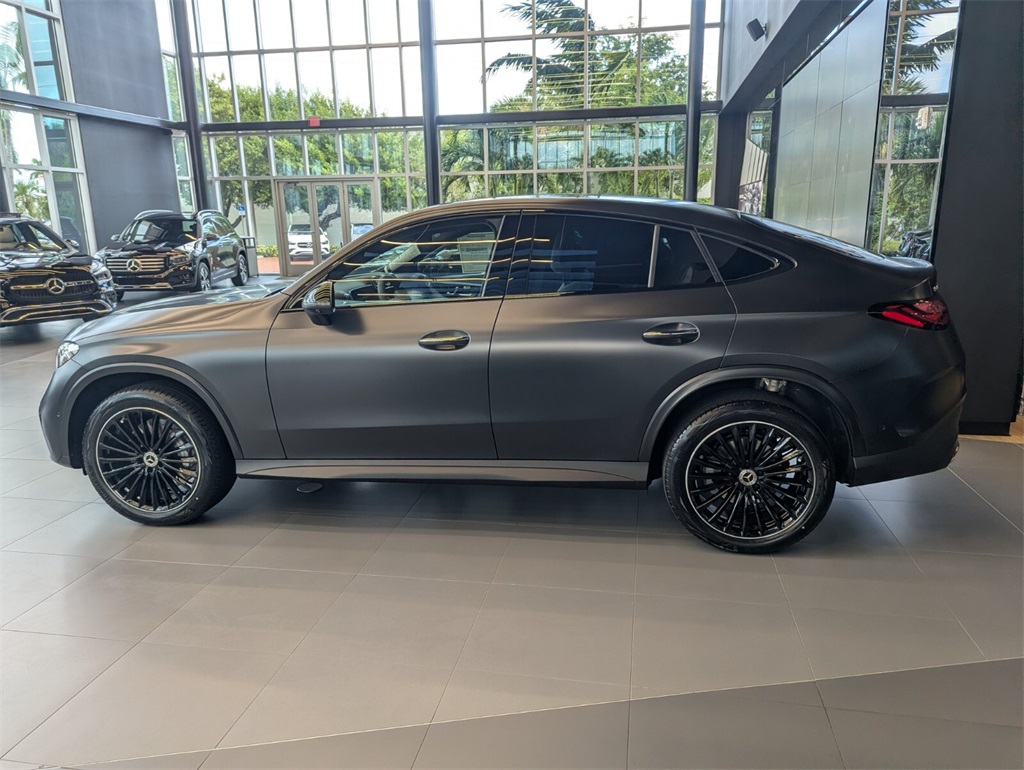 2026 Mercedes Benz GLC 300 Coupe 4MATIC photo 4
