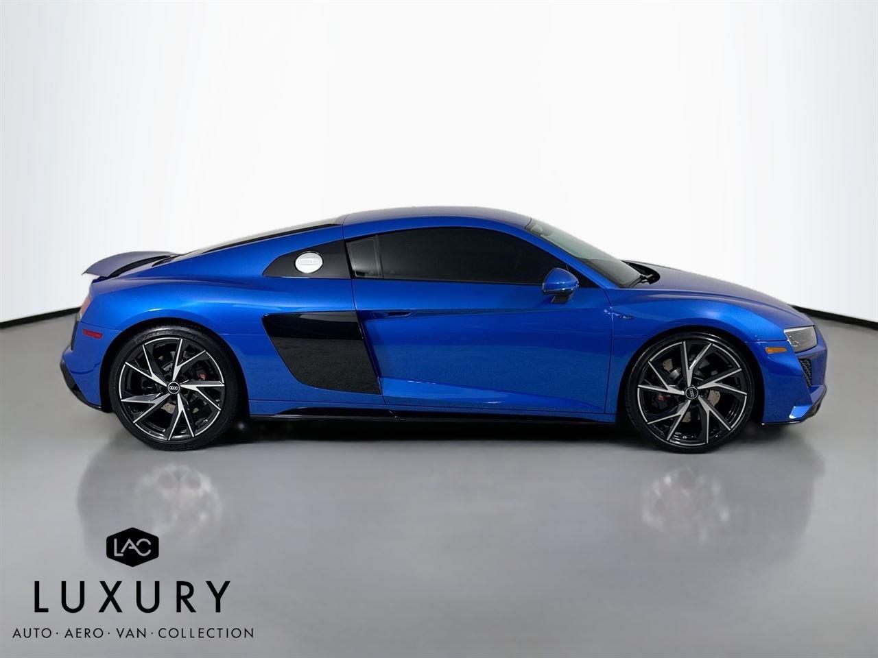 2021 Audi R8 Coupe V10 Performance photo 3