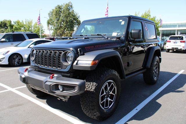 2024 Jeep Wrangler Rubicon photo 3