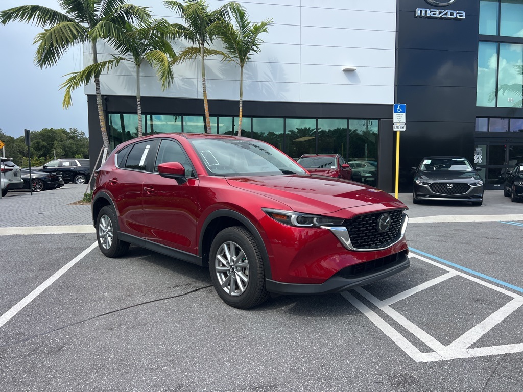 2023 Mazda CX-5 2.5 S Preferred photo 2