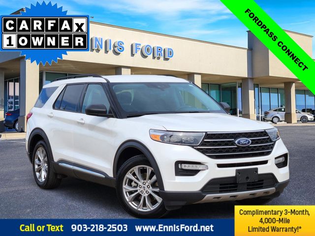 2023 Ford Explorer XLT's photo