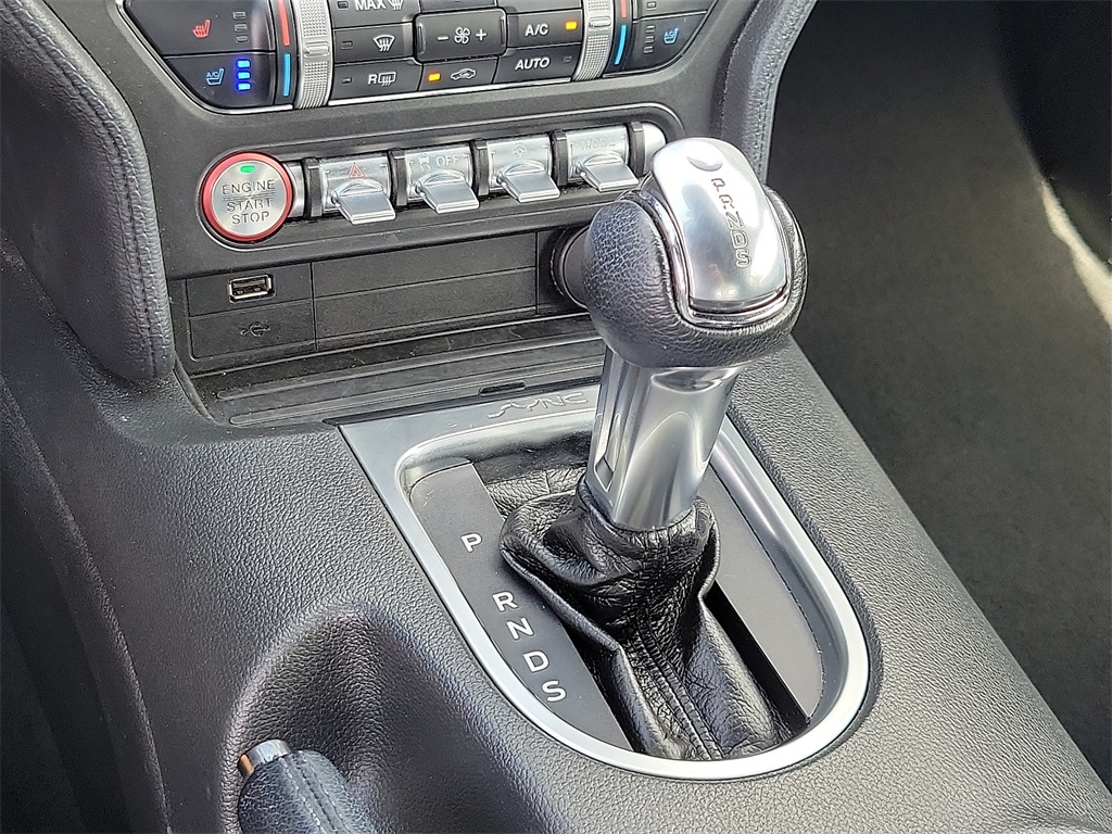 2023 Ford Mustang EcoBoost Premium photo 17