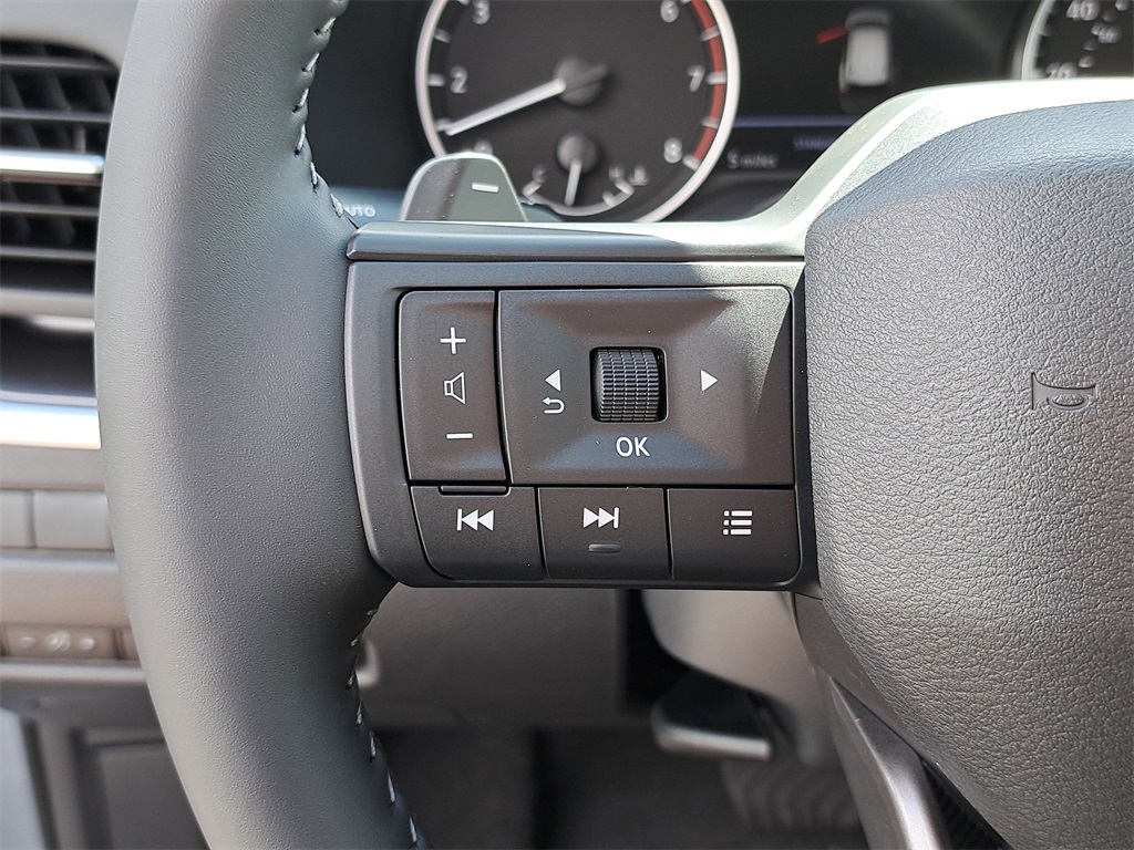 2026 Nissan Rogue SV photo 24