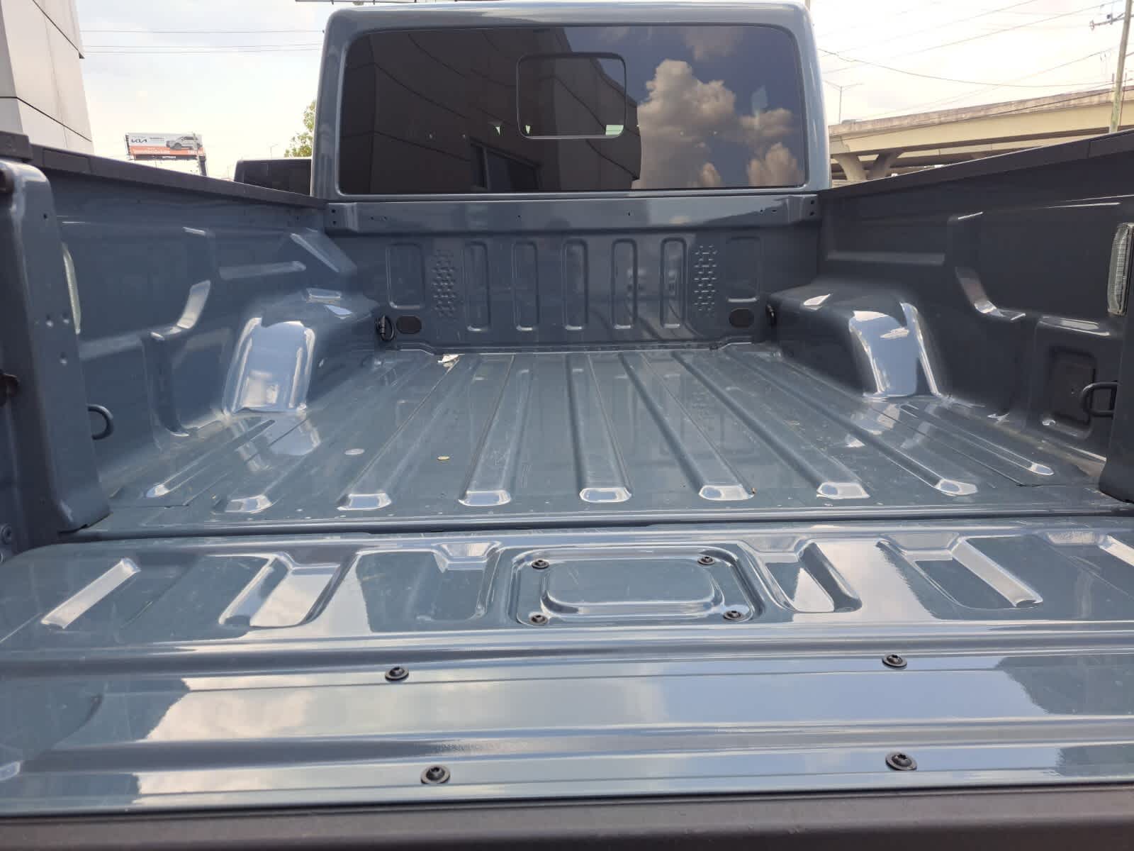 2024 Jeep Gladiator Sport photo 24