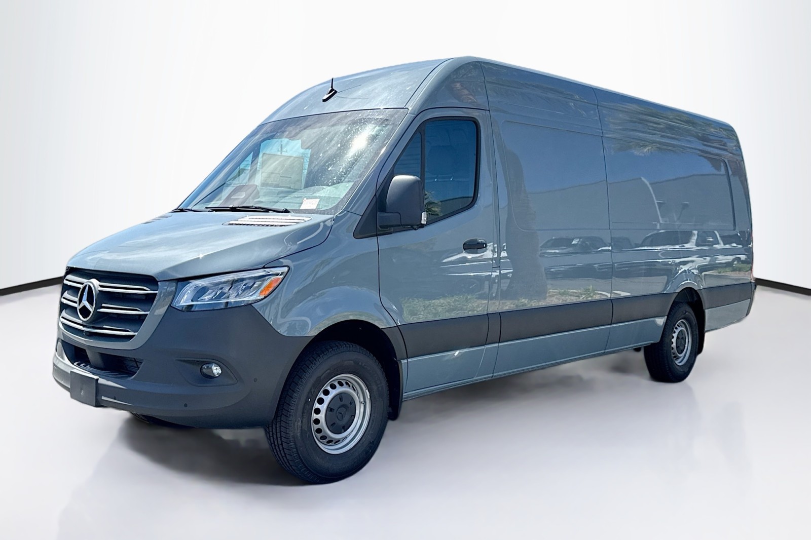 2025 Mercedes-Benz Sprinter Cargo Van Base's photo