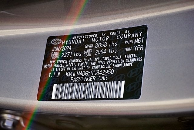2024 Hyundai Elantra SEL photo 30