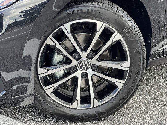 2025 Volkswagen Jetta 1.5T Sport photo 2