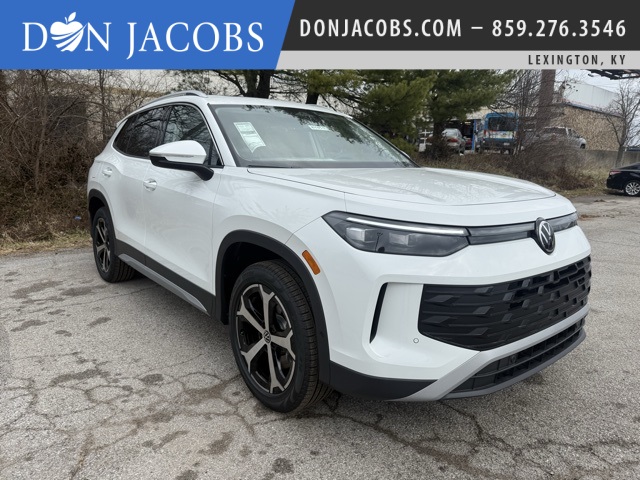 2026 Volkswagen Tiguan SE's photo