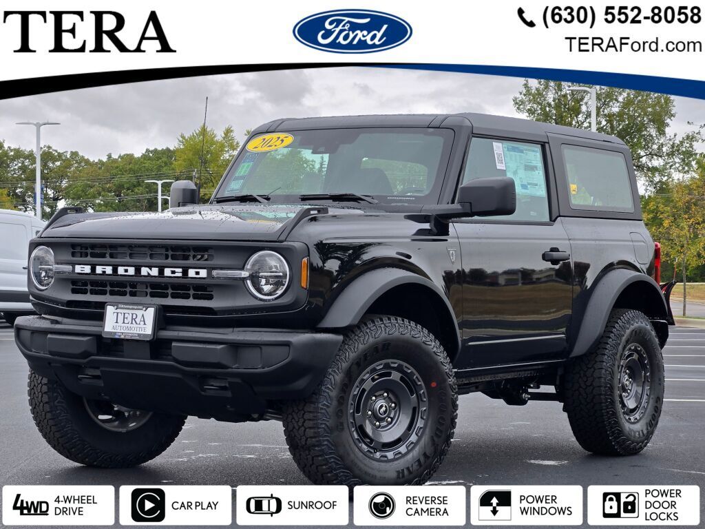 2025 Ford Bronco 2-Door Base's photo