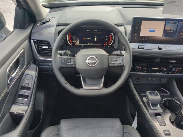 2025 Nissan Rogue Platinum photo 16