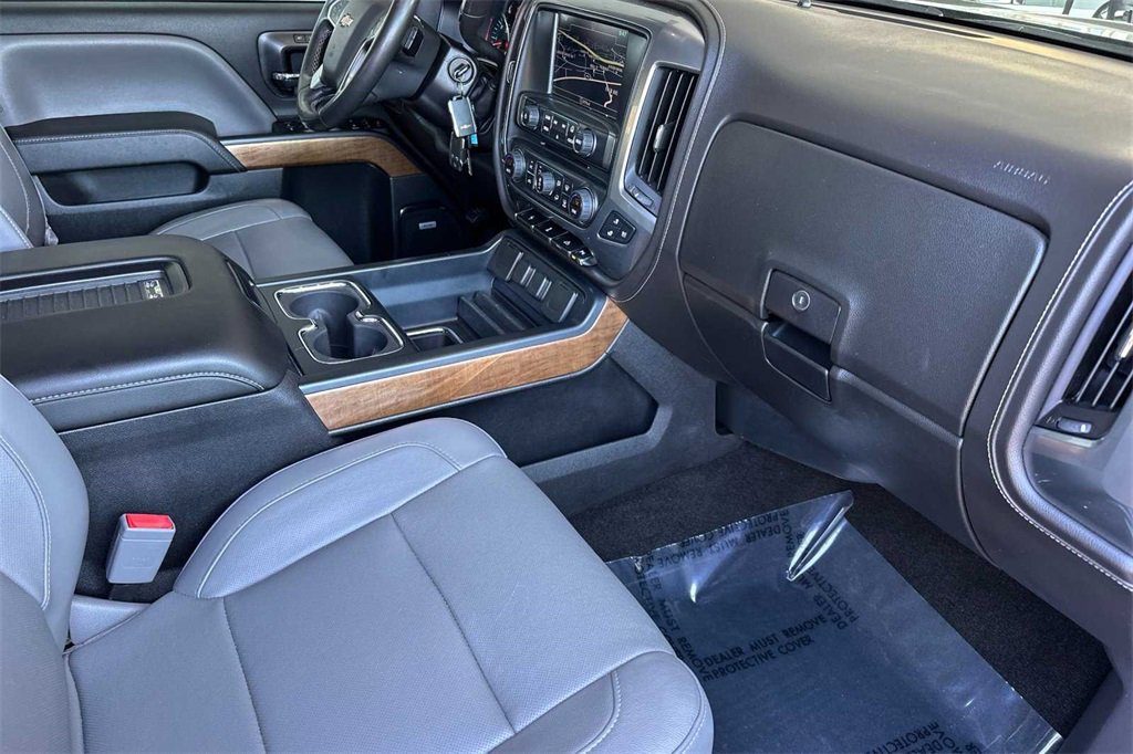 2016 Chevrolet Silverado 1500 LTZ photo 14