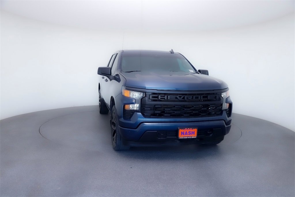 2022 Chevrolet Silverado 1500 Custom photo 12