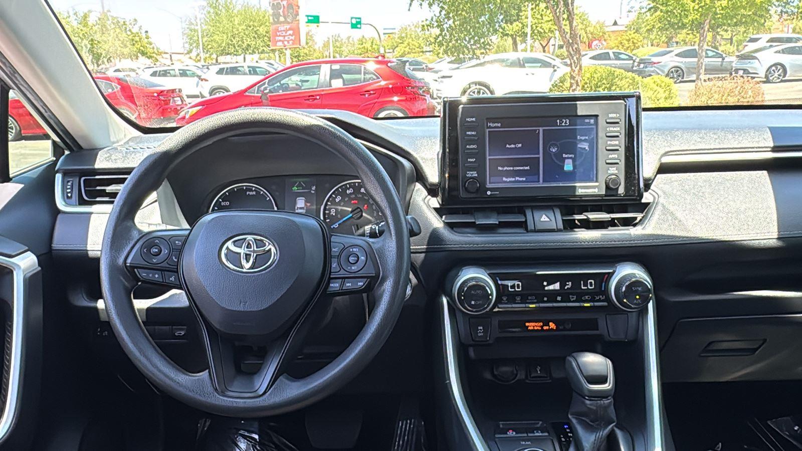2021 Toyota RAV4 Hybrid XLE photo 9