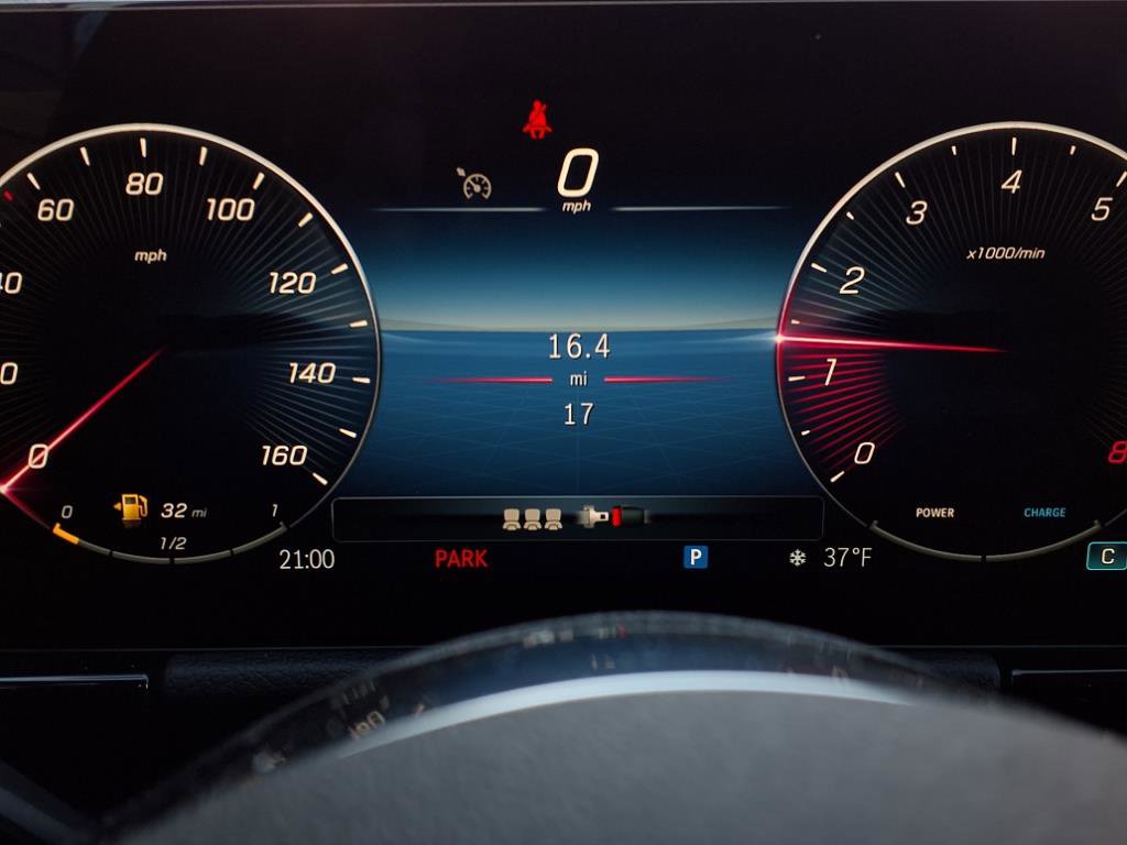 2025 Mercedes Benz GLA 250 photo 15