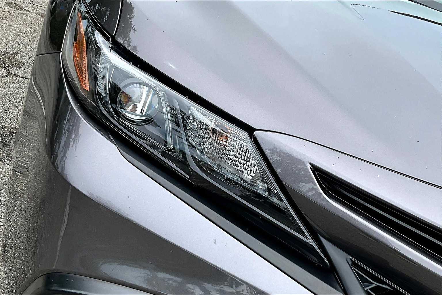 2023 Toyota Camry SE photo 27