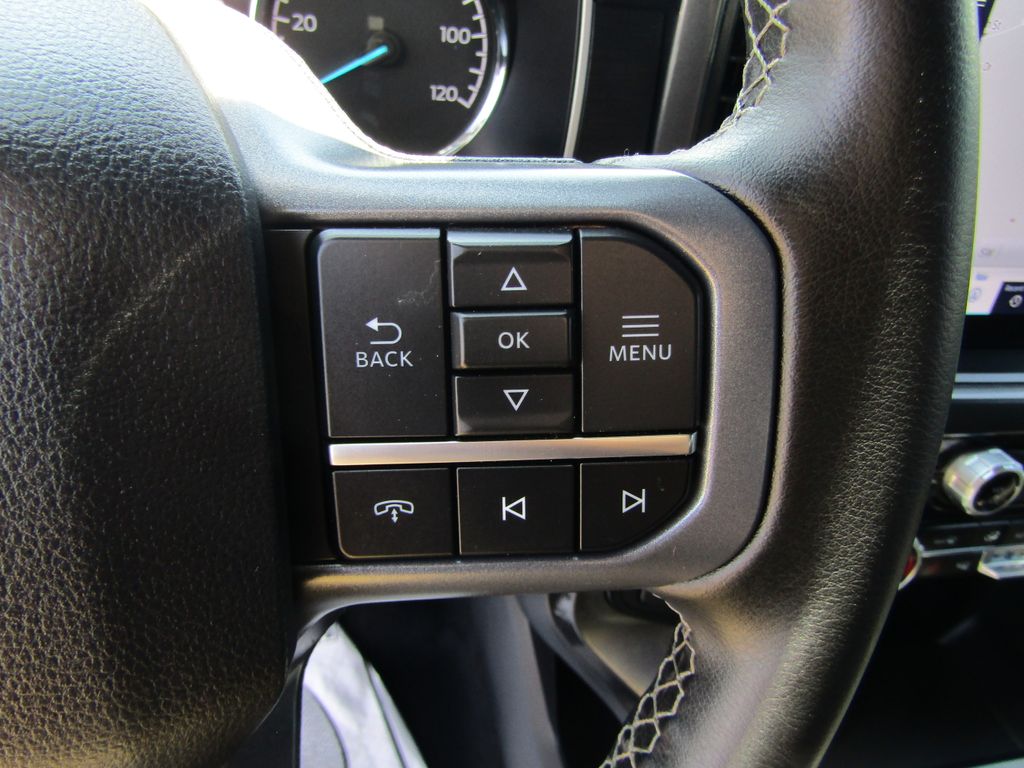 2023 Ford F-150 XLT photo 19