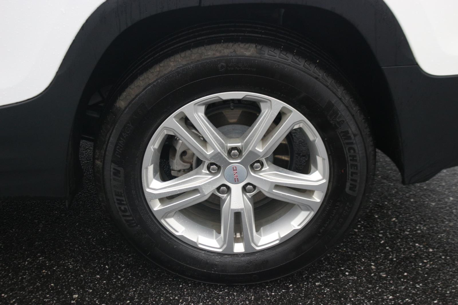 2022 Gmc Terrain SLE photo 33