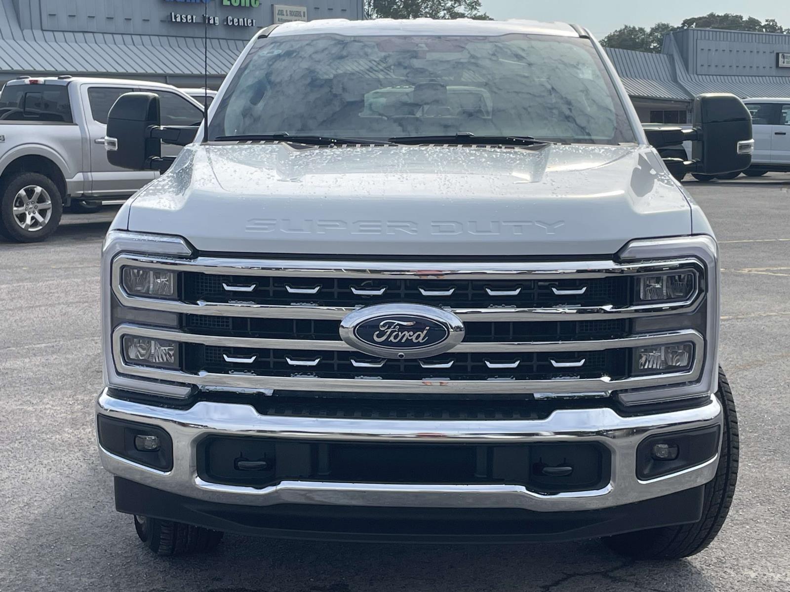2026 Ford F-350 Lariat photo 8