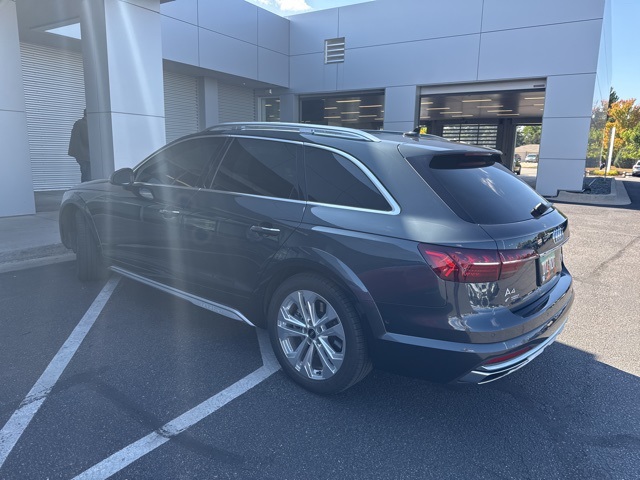 2022 Audi A4 Allroad 45 Prestige Quattro photo 4