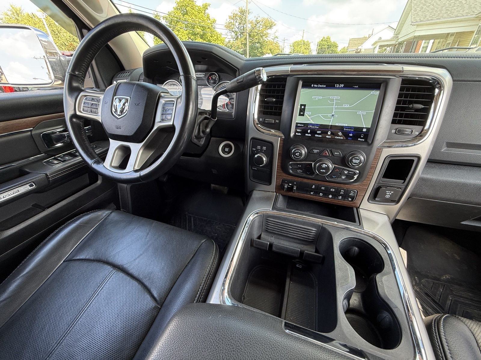 2018 Ram 2500 Laramie photo 3