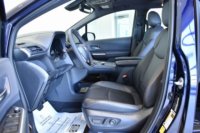 2023 Toyota Sienna XSE photo 19