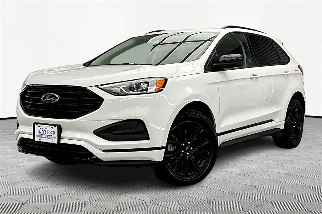 2024 Ford Edge SE's photo