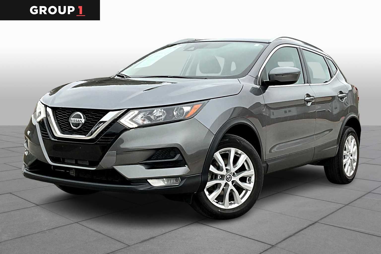 2021 Nissan Rogue Sport SV's photo