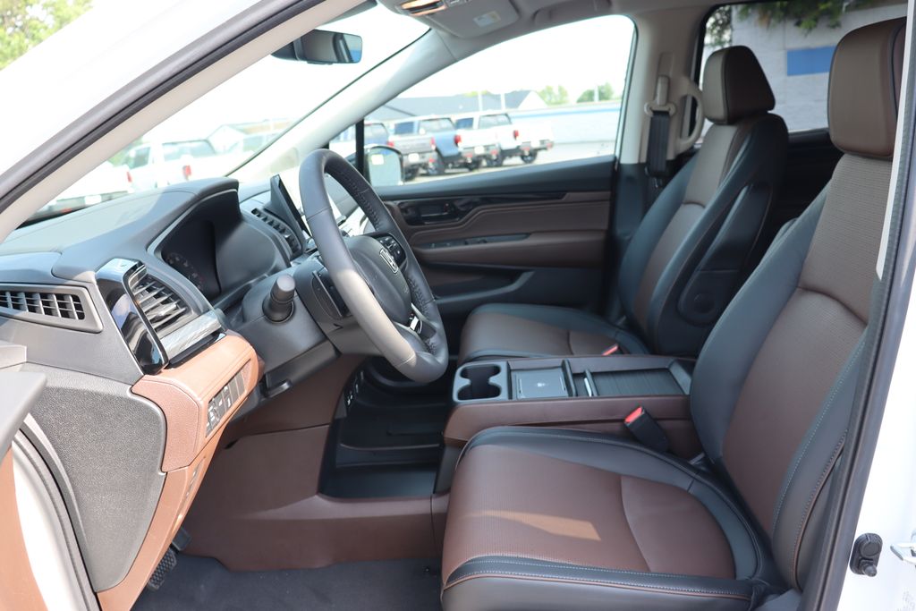 2026 Honda Odyssey Elite photo 27