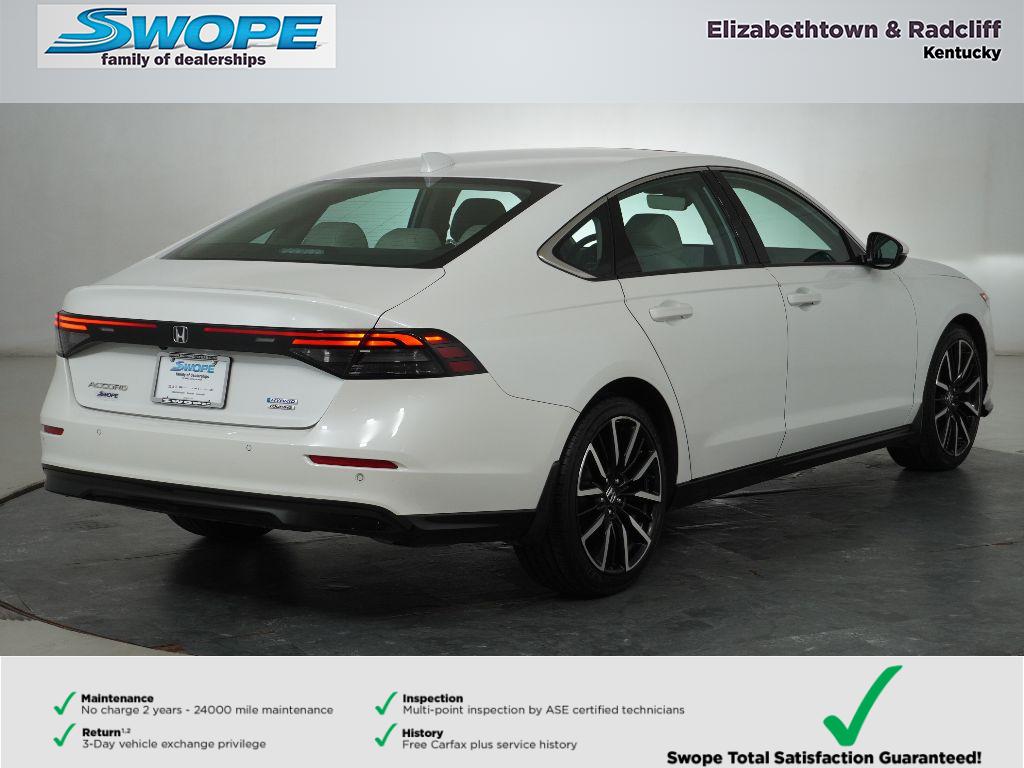 2024 Honda Accord Hybrid Touring photo 3