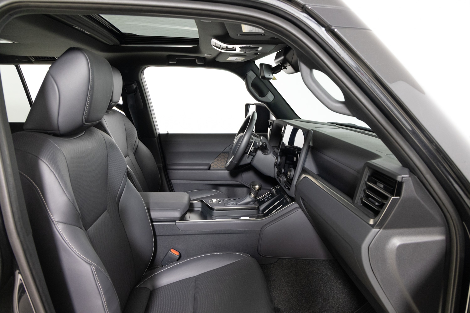 2024 Lexus GX photo 22