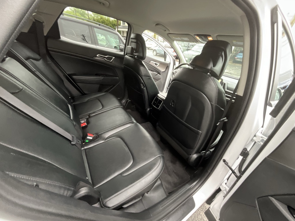 2025 Kia Sportage EX photo 27