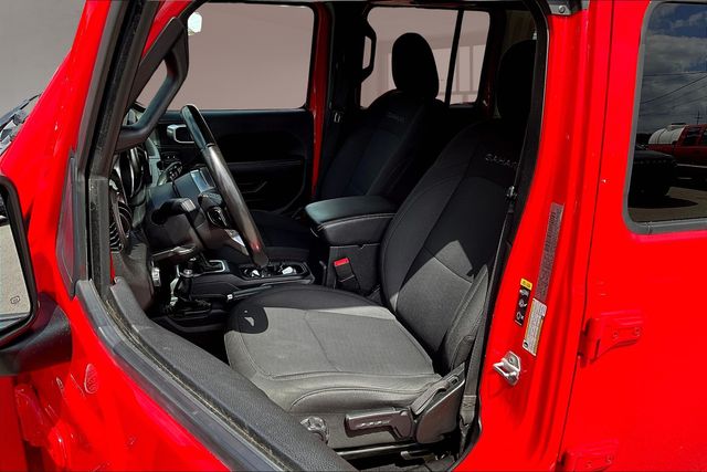 2020 Jeep Wrangler Unlimited Sahara photo 26