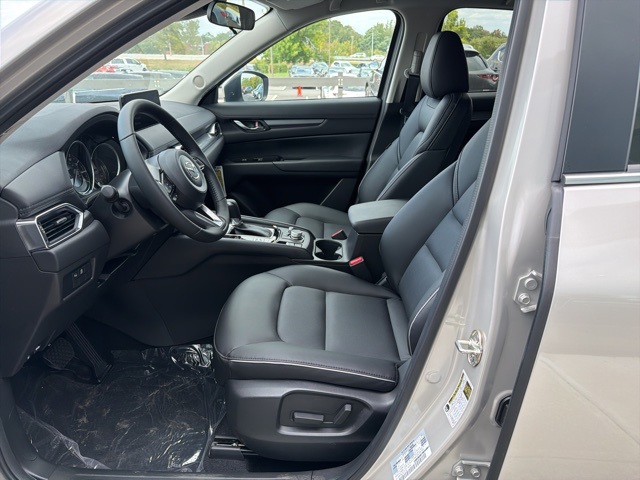 2025 Mazda CX-5 2.5 Select photo 5