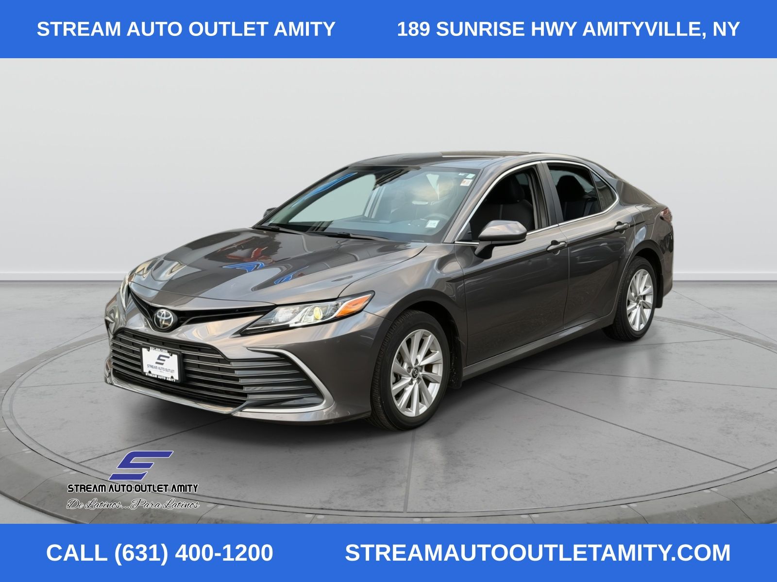 2023 Toyota Camry LE photo 3