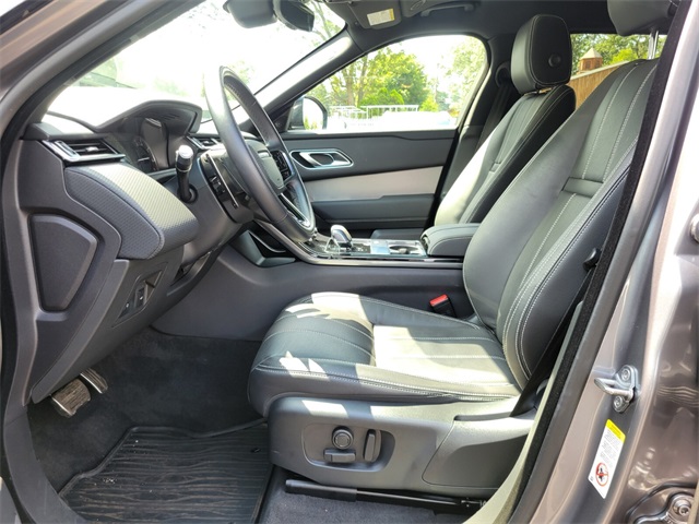 2023 Land Rover Range Rover Velar R-Dynamic S photo 17