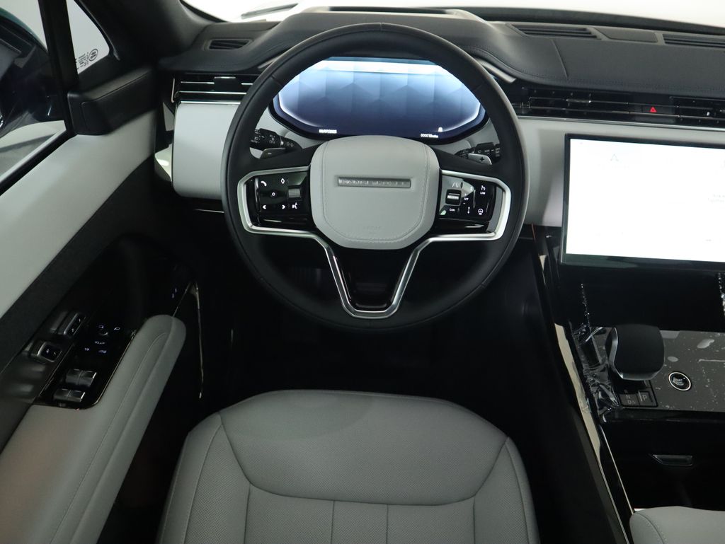 2025 Land Rover Range Rover Sport SE photo 11