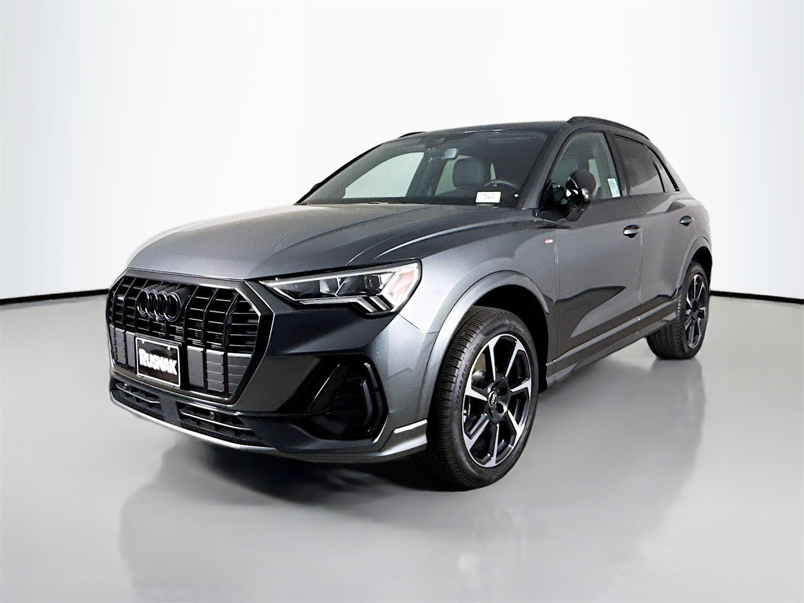 2025 Audi Q3 S line Premium Plus photo 3