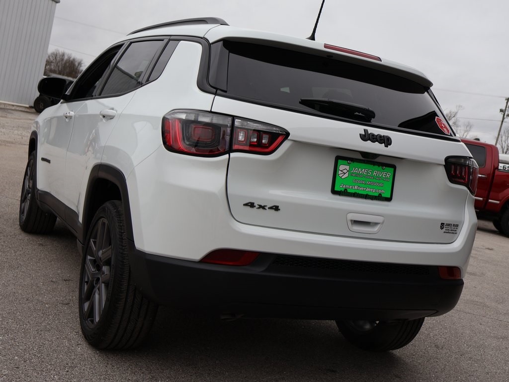 2026 Jeep Compass Latitude Altitude photo 3