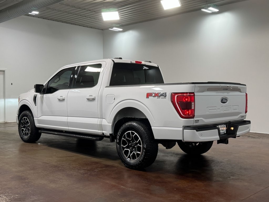 2022 Ford F-150 XLT photo 22