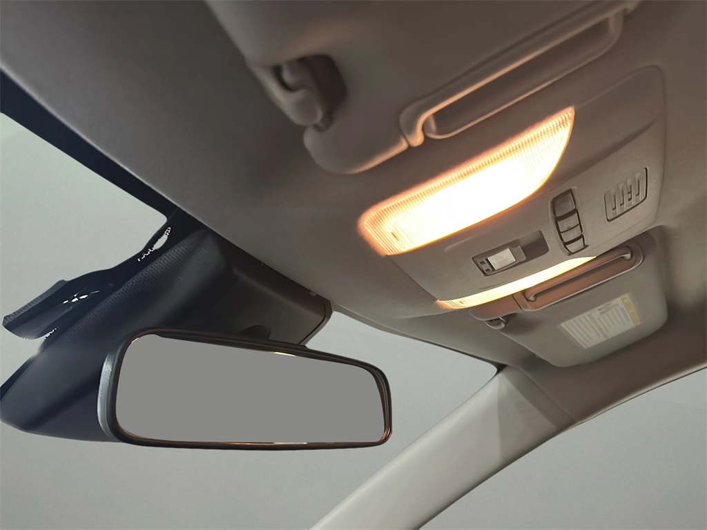 2022 Toyota Corolla LE photo 4