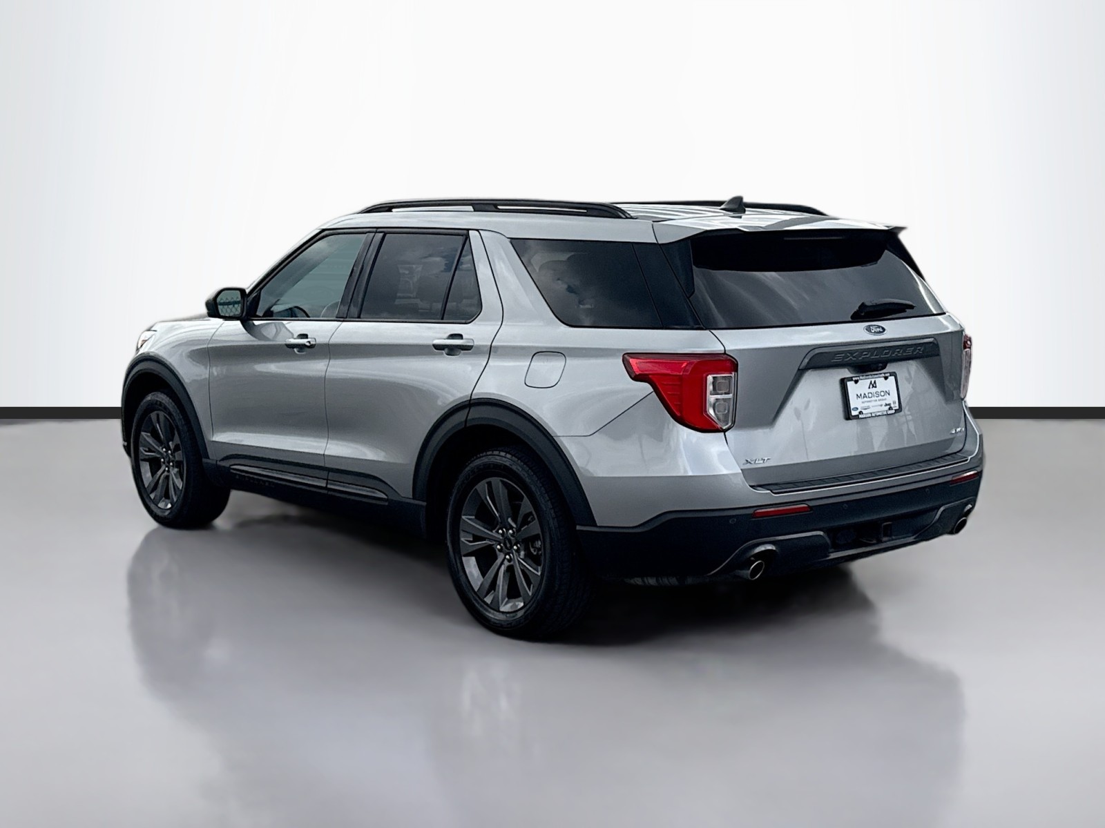 2021 Ford Explorer XLT photo 4