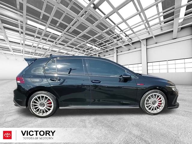 2024 Volkswagen Golf GTI 380 S photo 2
