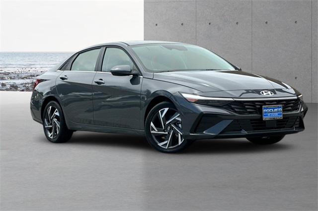 2025 Hyundai Elantra Limited